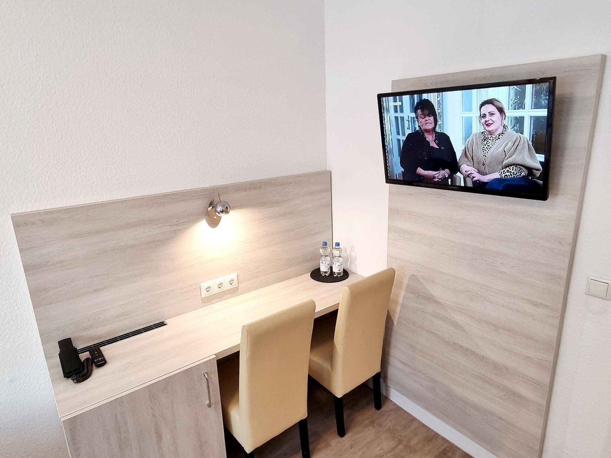 Adler Hotel Frankfurt Франкфурт-на-Майне Экстерьер фото